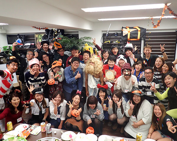 03.お友達作りのイベント・パーティーも盛りだくさん!