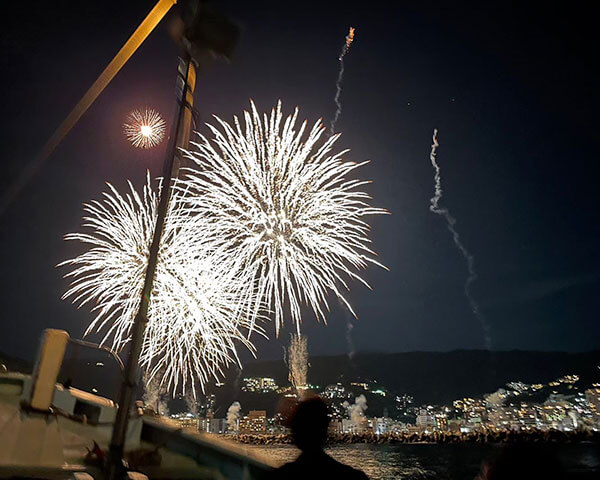 03.お友達作りのイベント・パーティーも盛りだくさん!